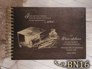 Album z grawerem bejcowany BN16