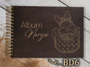 Album z grawerem bejcowany BD6