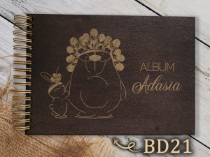 Album z grawerem bejcowany BD21