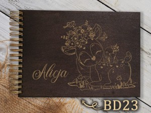 Album z grawerem bejcowany BD23