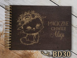 Album z grawerem bejcowany BD30