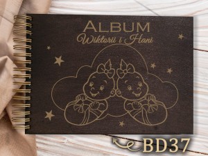 Album z grawerem bejcowany BD37