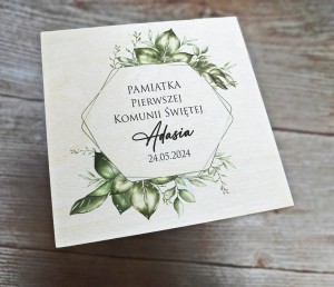 Drewniane pudełeczko z okazji I Komunii Św. - wzór 3